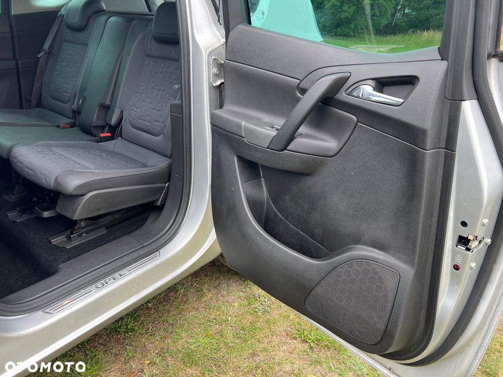 Opel Meriva - 13