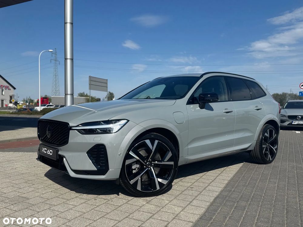 Volvo XC 60 T8 Plug-In Hybrid AWD Ultra Black Edition - 1