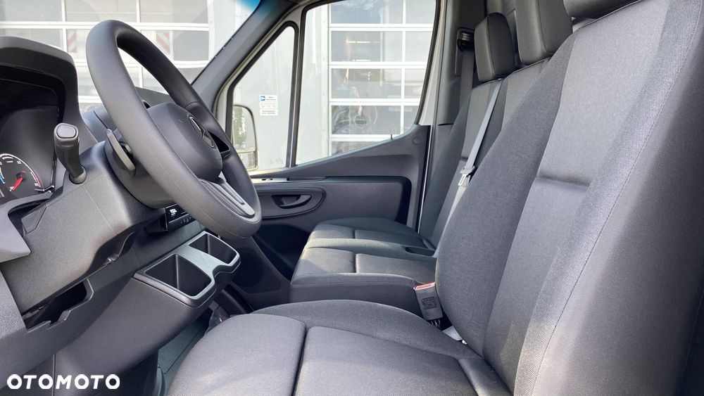 Mercedes-Benz eSprinter - 10