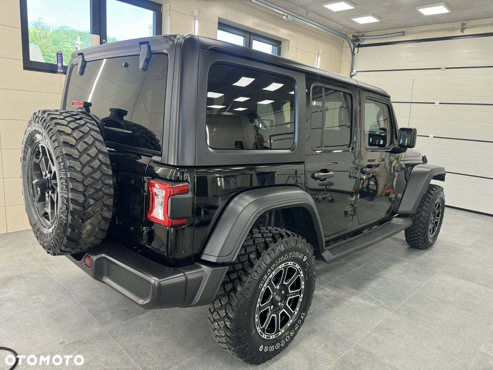 Jeep Wrangler - 3