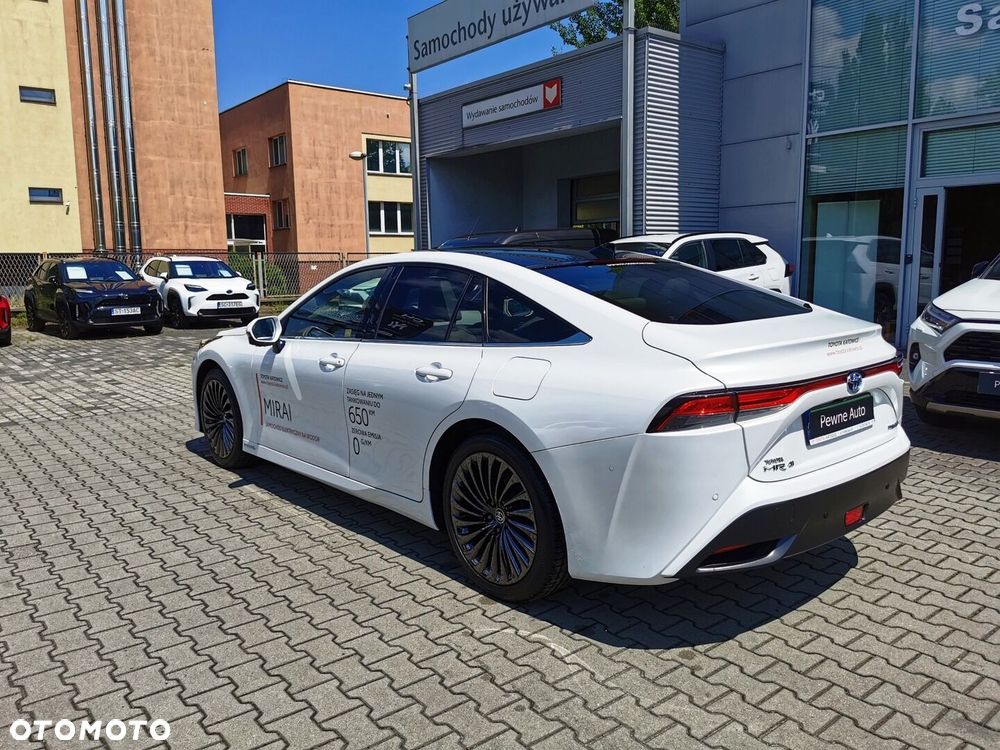 Toyota Mirai - 3