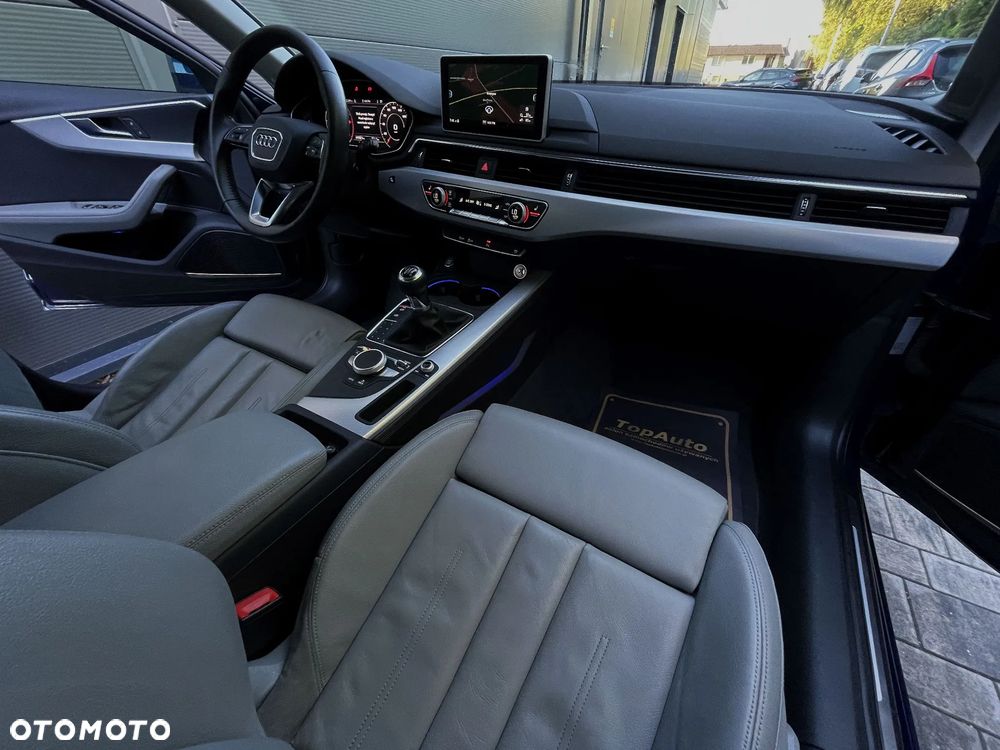 Audi A4 Avant 2.0 TDI Design - 15