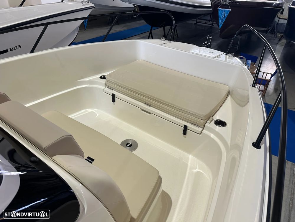 Quicksilver Activ 705 Open - 22