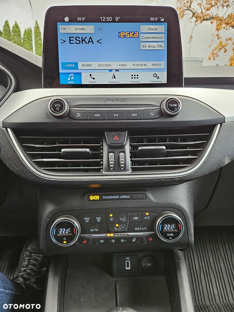 Ford Focus 1.5 EcoBoost Titanium Business - 12