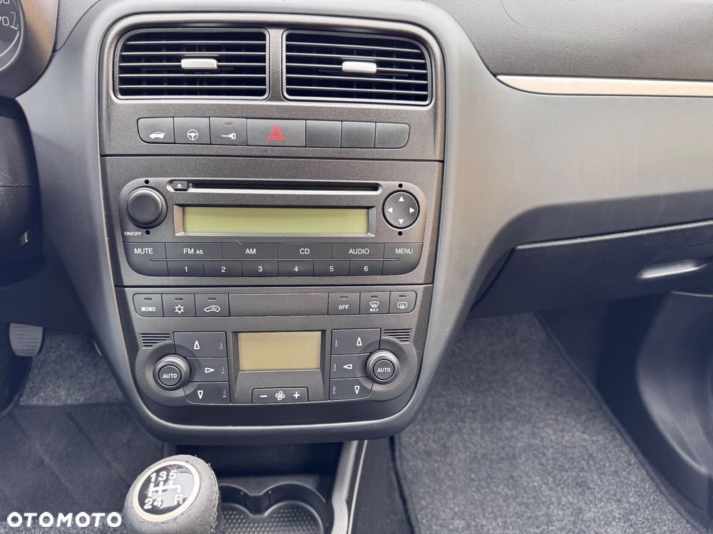 Fiat Grande Punto - 14