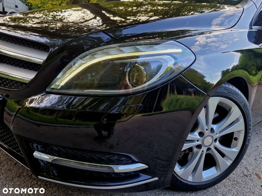 Mercedes-Benz Klasa B 250 7G-DCT Urban - 12