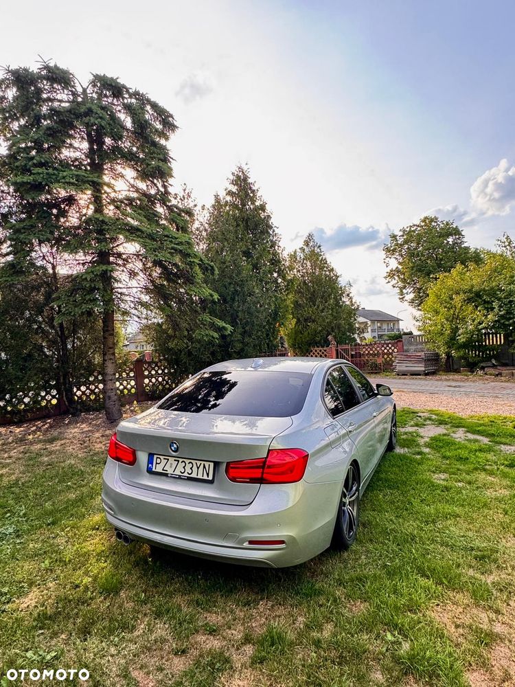 BMW Seria 3 320i Advantage - 4