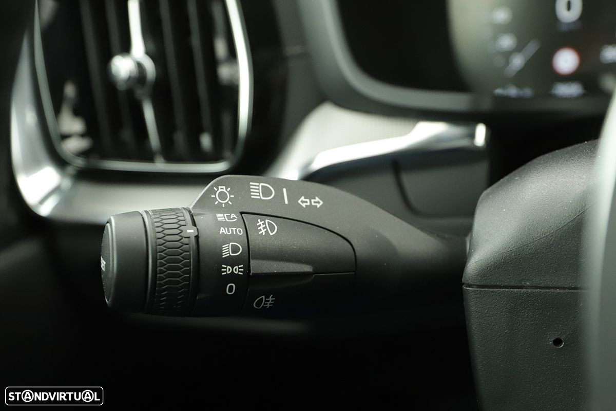 Volvo V60 2.0 T6 AWD TE Inscription - 17