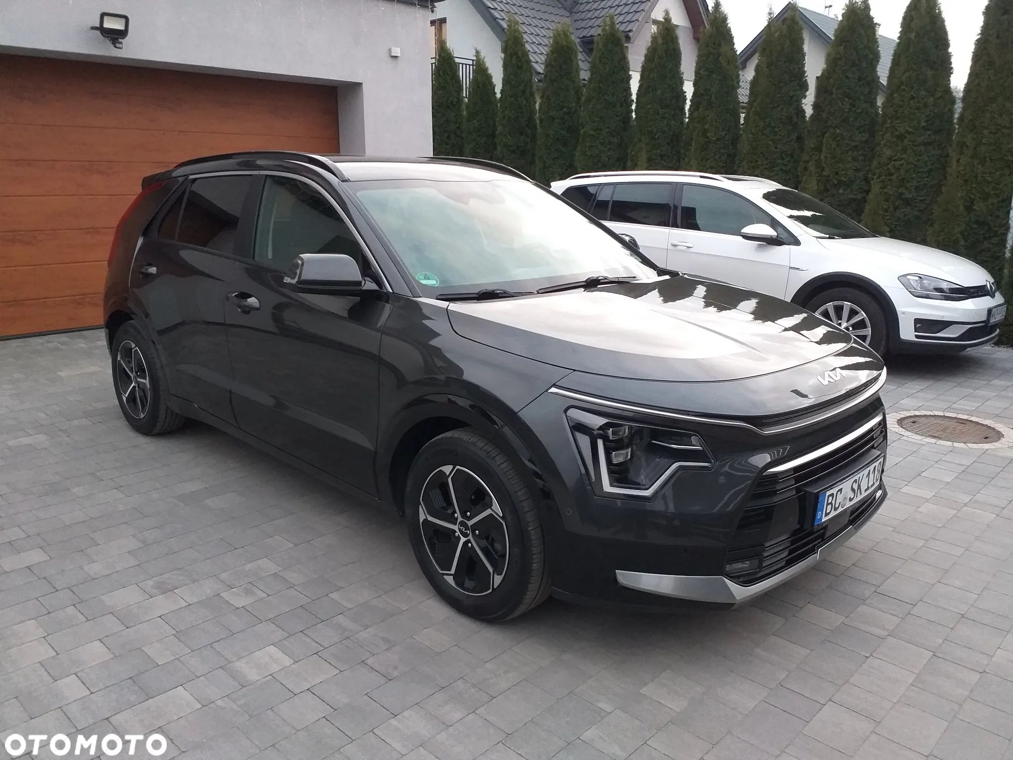 Kia Niro 1.6 GDI Plug-in Hybrid L Business Line - 1
