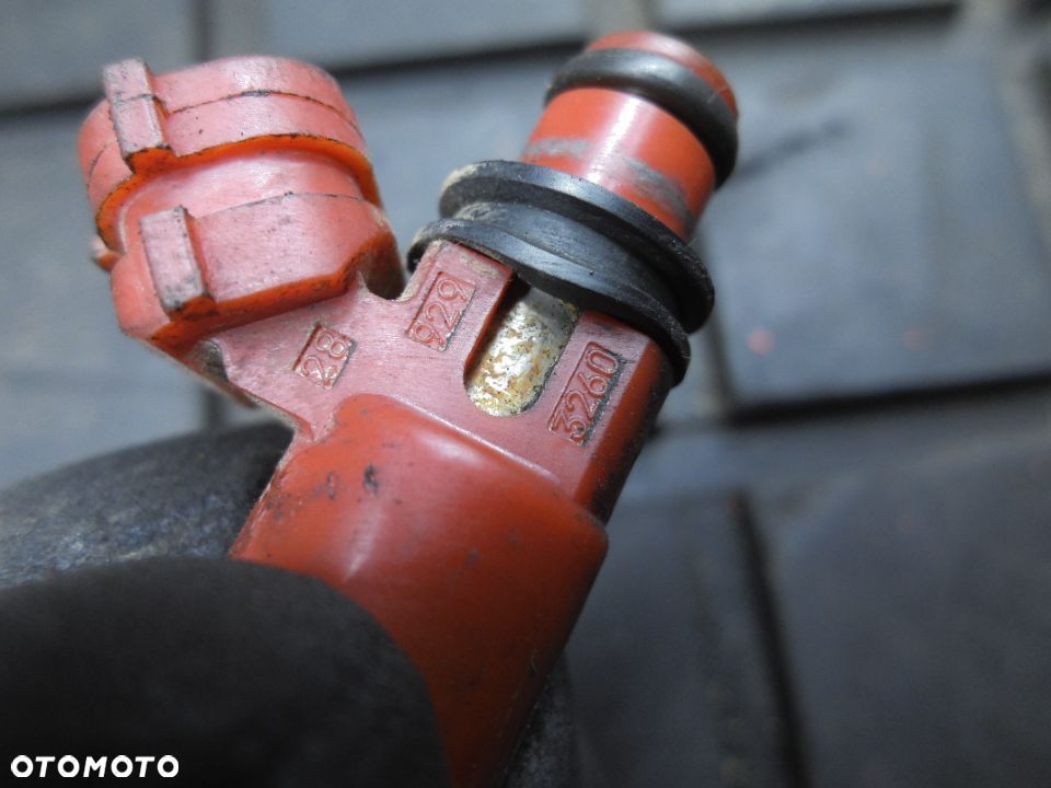 4X WTRYSKIWACZ LISTWA SUZUKI WAGON R+ II 1.3 B - 3