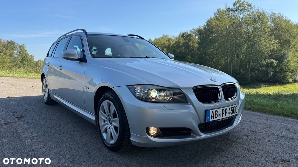 BMW Seria 3 320d xDrive - 3