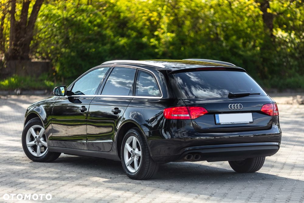 Audi A4 Avant 2.0 TDI DPF Attraction - 14