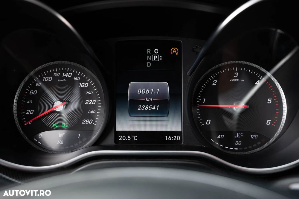 Mercedes-Benz V 220 d Lang 9G-TRONIC - 19