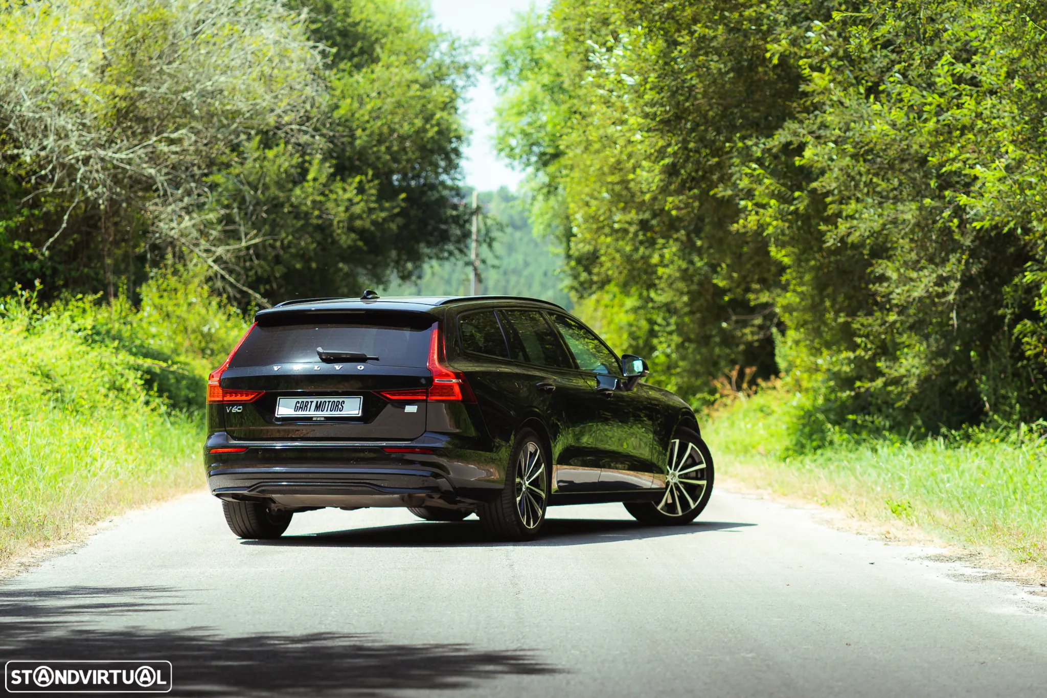 Volvo V60 2.0 T6 AWD TE Plus Dark - 4