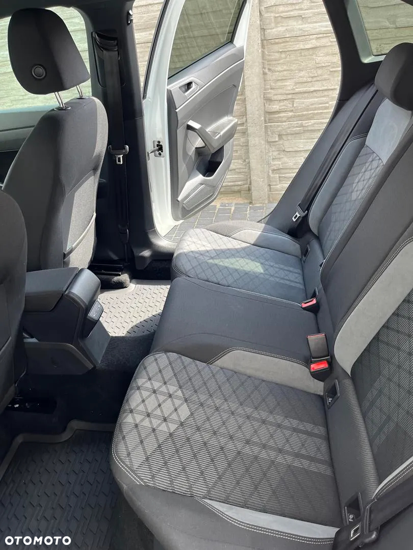 Volkswagen Taigo 1.0 TSI R-Line DSG - 20
