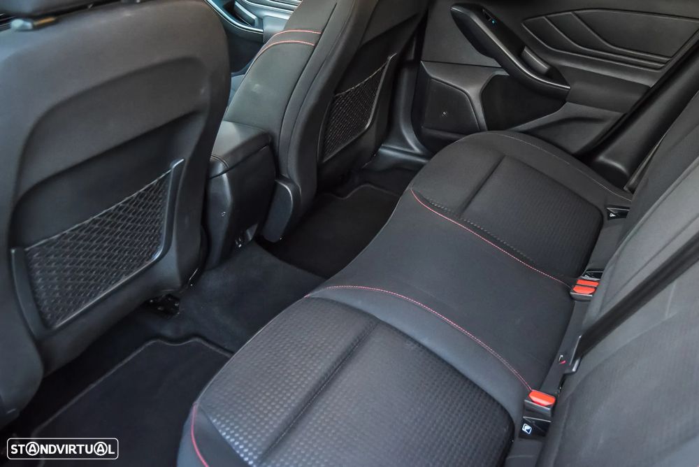 Ford Focus SW 1.0 EcoBoost MHEV ST-Line - 13