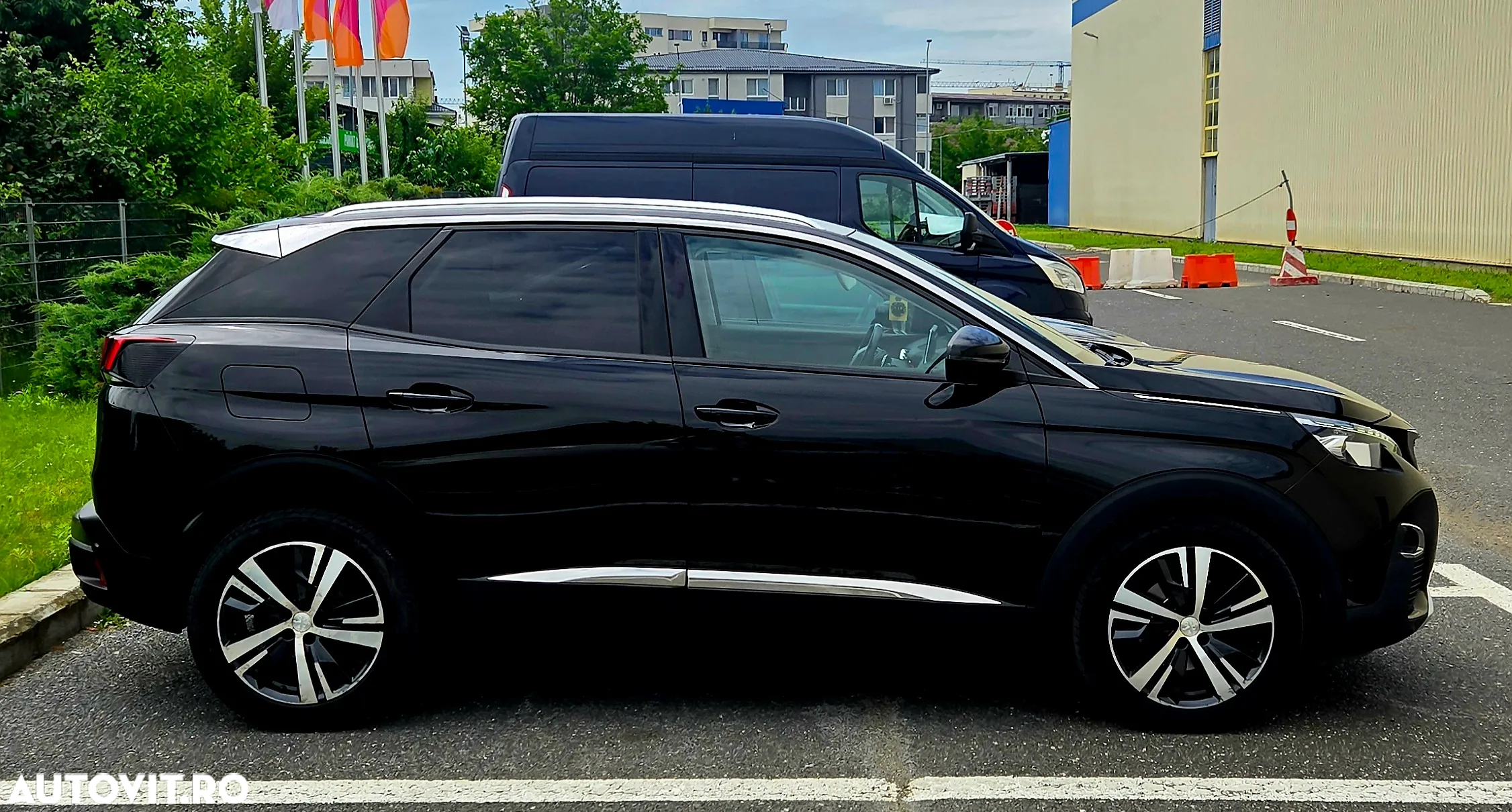 Peugeot 3008 1.6 BlueHDI S&S EAT6 Allure - 9