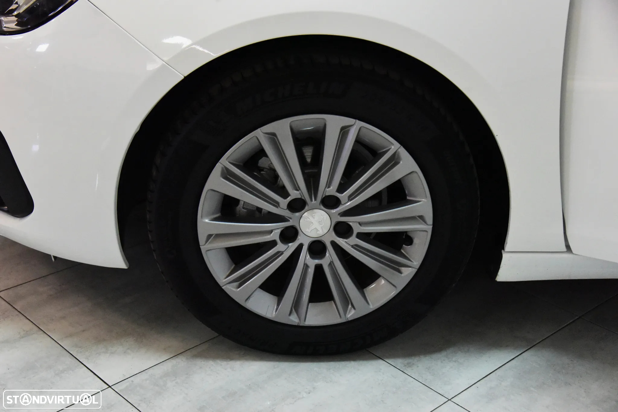 Peugeot 308 1.5 BlueHDi Style - 8