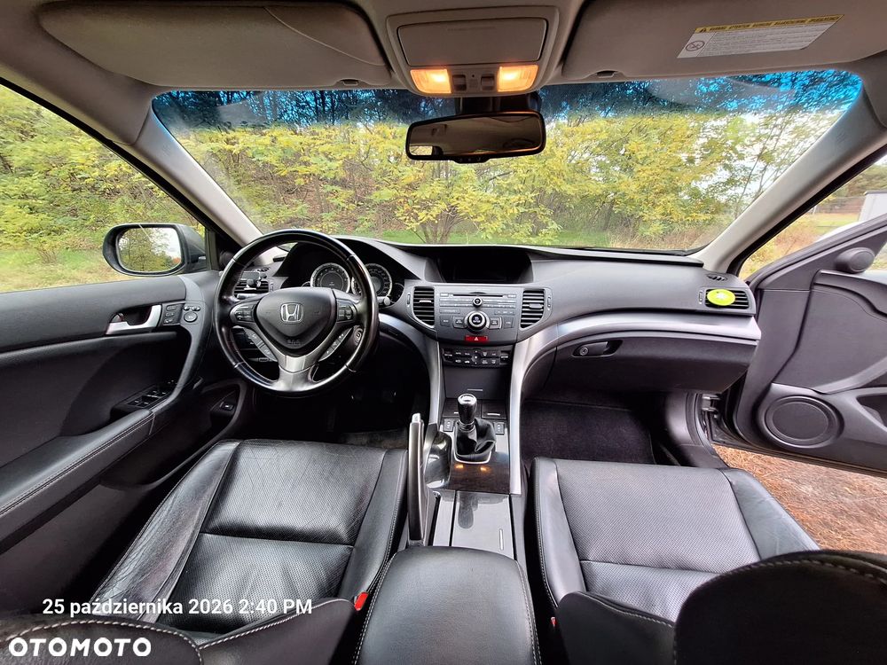 Honda Accord 2.0 Executive - 13