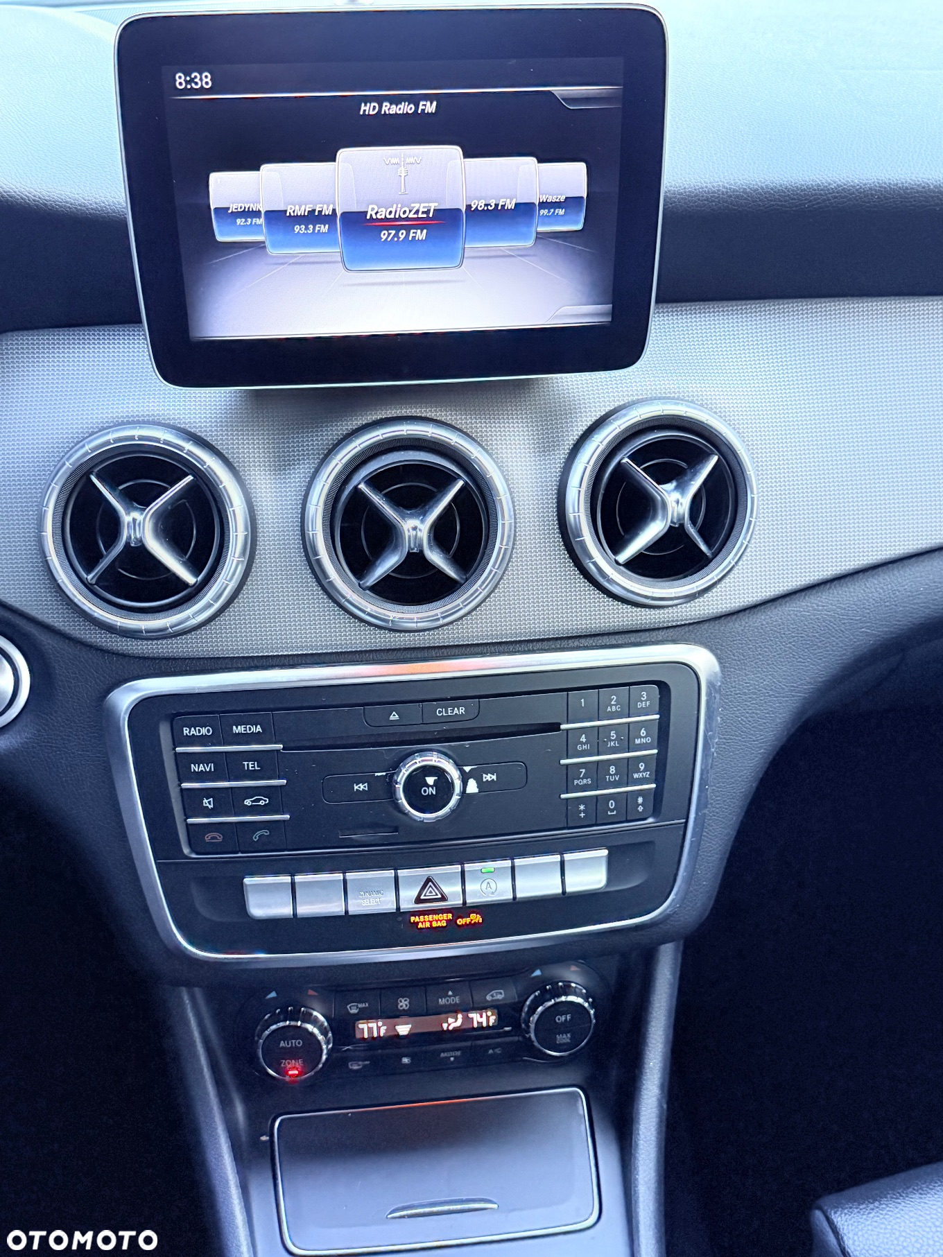 Mercedes-Benz CLA 250 4-Matic AMG Line - 13