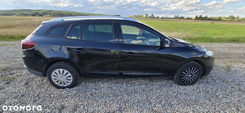 Renault Megane TCe 130 Bose Edition - 8