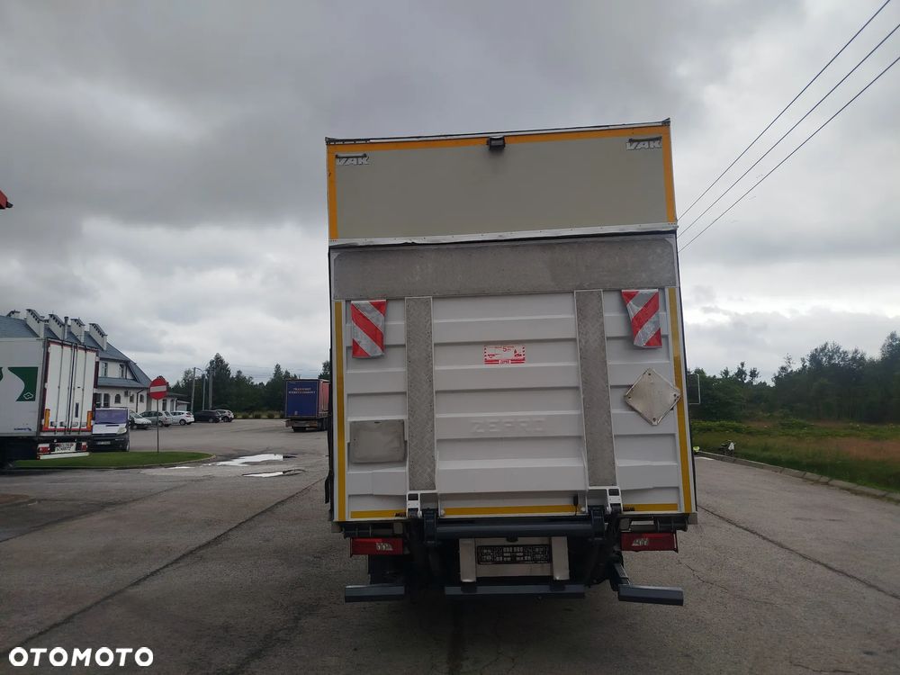 Scania P 360 - 8