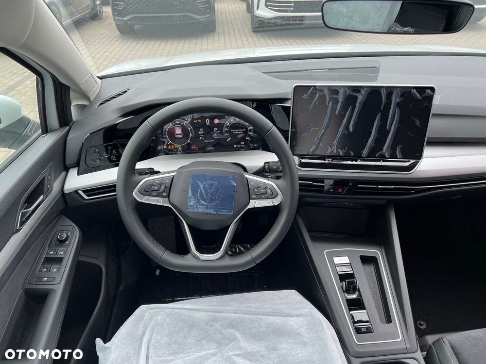 Volkswagen Golf 1.5 eTSI mHEV Life Plus DSG - 8