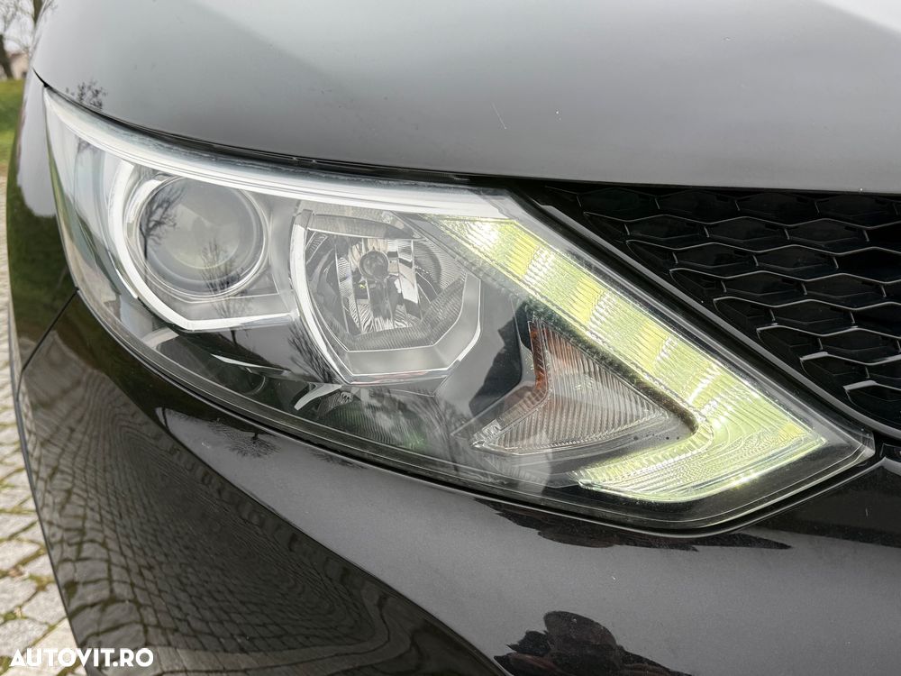 Nissan Qashqai 1.6 DCI ALL-MODE 4x4i N-Connecta - 37