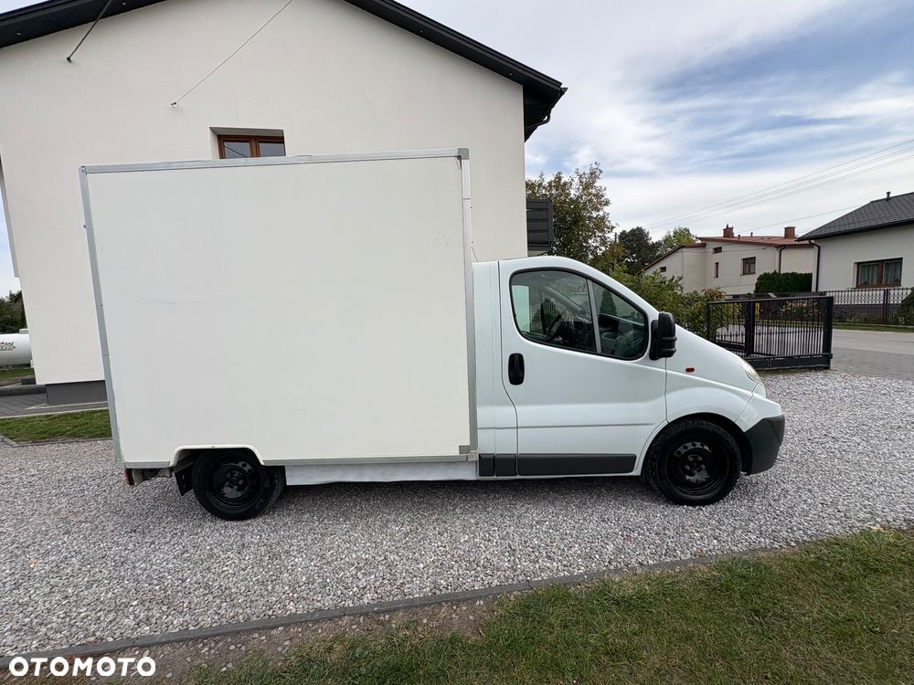 Renault Trafic - 17
