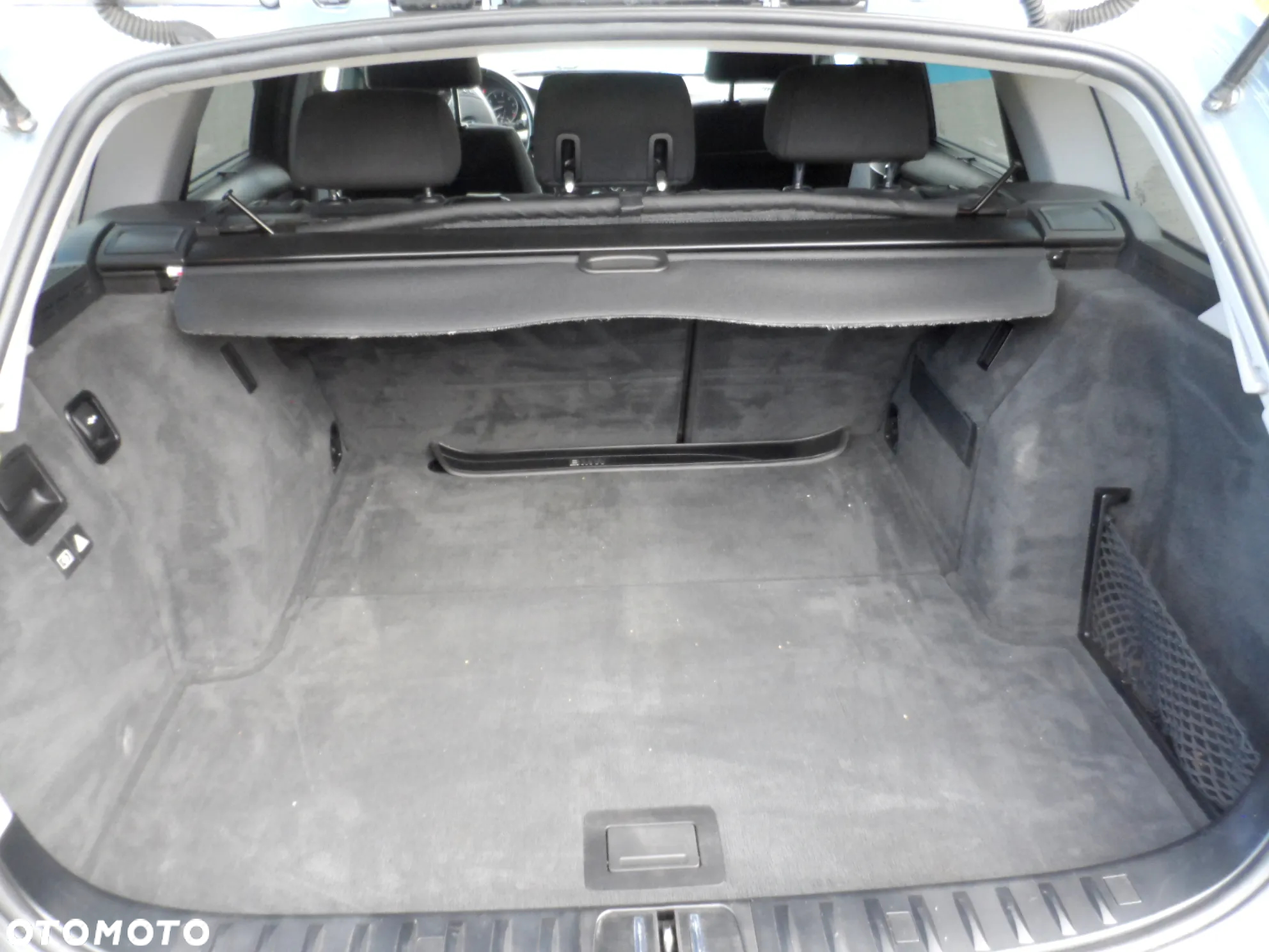 BMW Seria 3 325i Touring Edition Lifestyle - 20