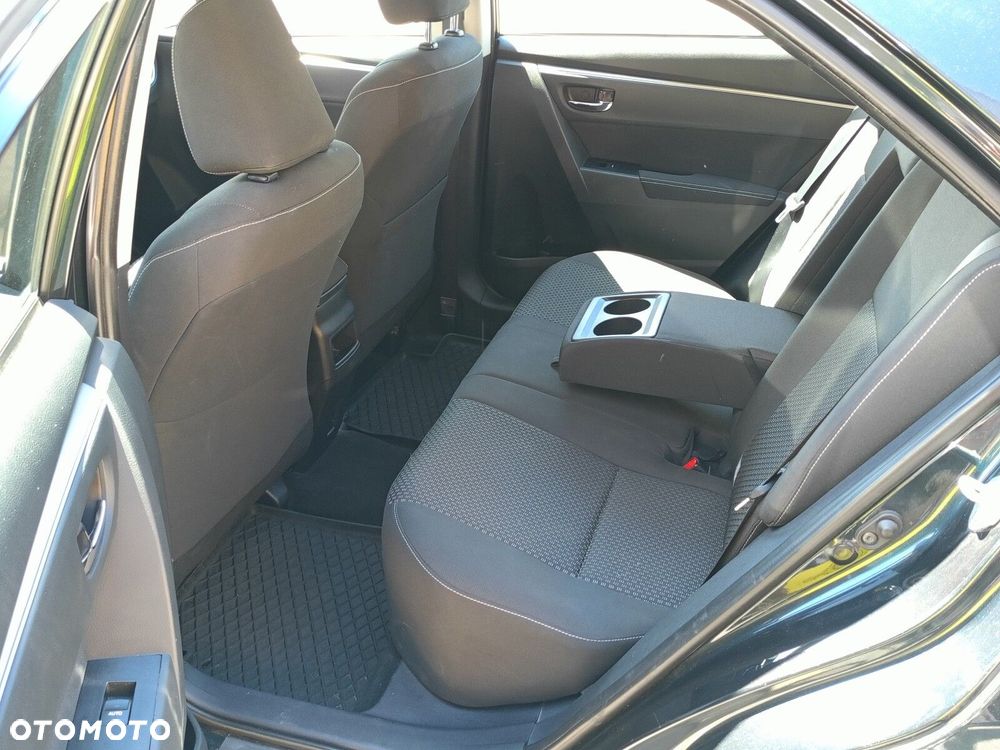Toyota Corolla 1.6 Comfort - 10