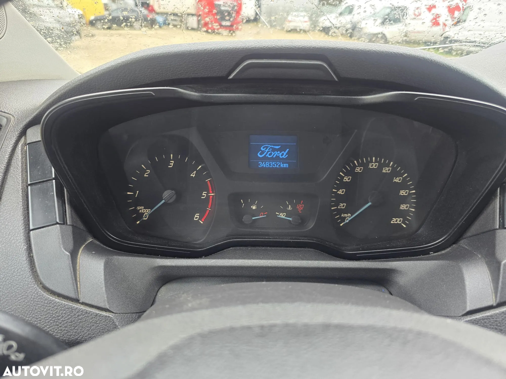 Ford Transit - 10