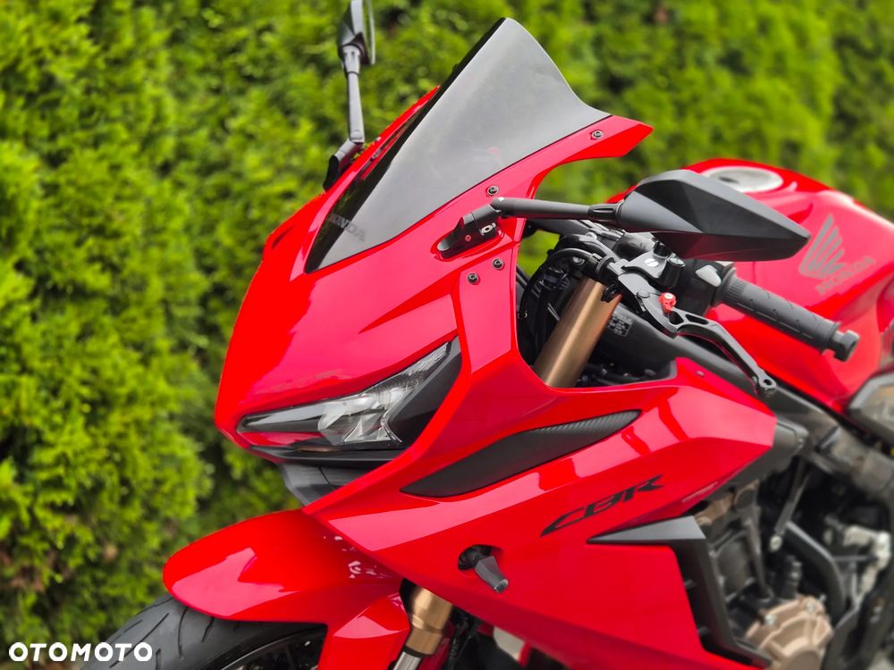 Honda CBR - 23