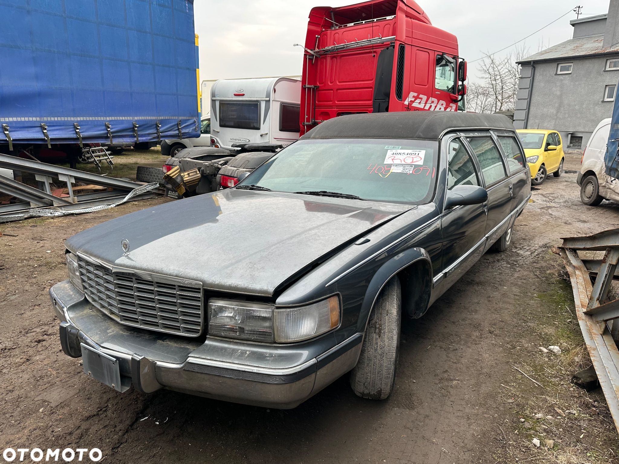 Cadillac Fleetwood 5.7 STD - 1