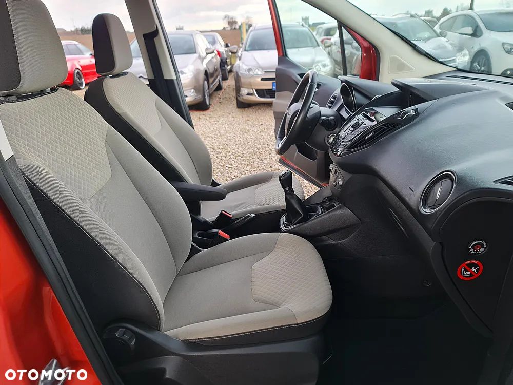 Ford Tourneo Courier 1.5 TDCi Titanium - 20