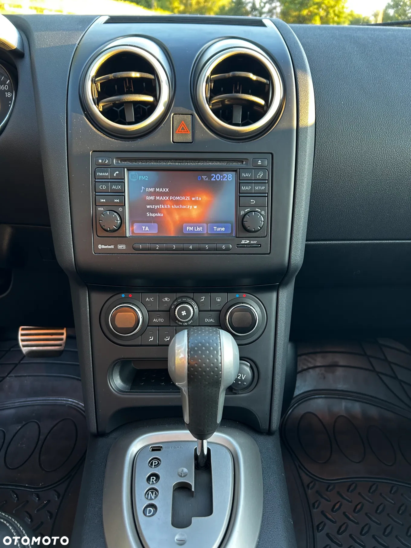 Nissan Qashqai 2.0 dCi 4x4 Tekna Premium - 5