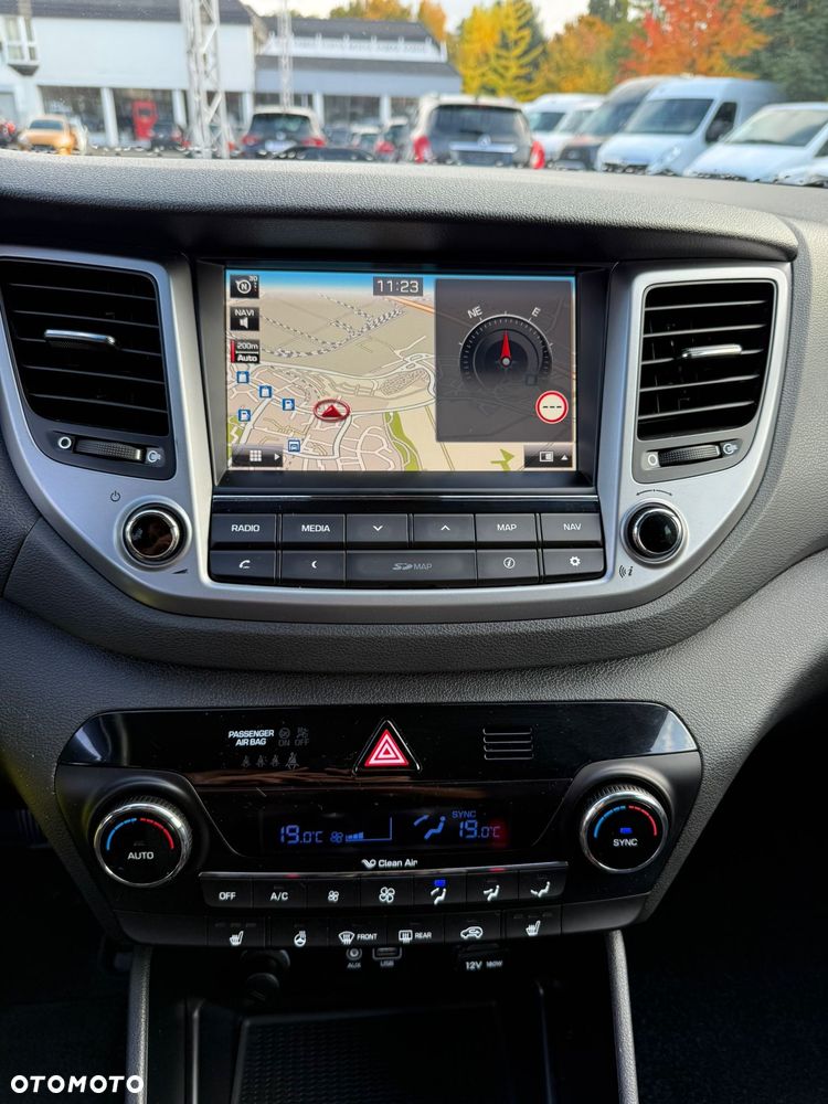 Hyundai Tucson blue 1.7 CRDi 2WD Trend - 11