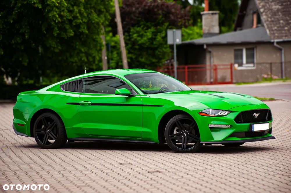 Ford Mustang - 10
