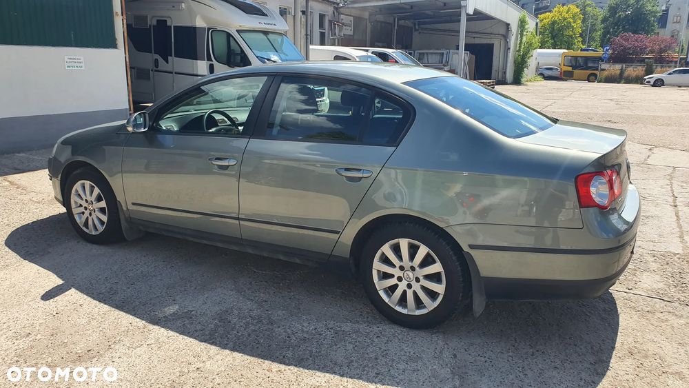 Volkswagen Passat 1.4 TSI Comfortline - 21