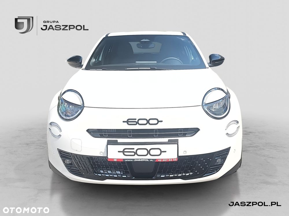 Fiat 600 1.2 Turbo Sport eDCT - 2