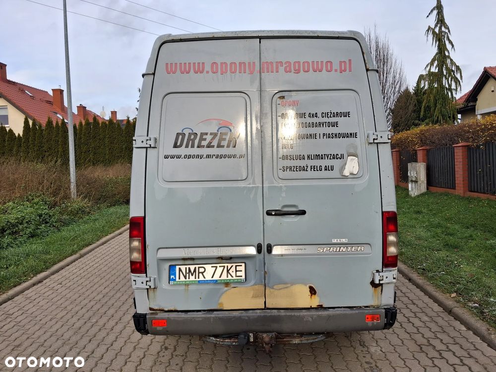 Mercedes-Benz Sprinter - 6