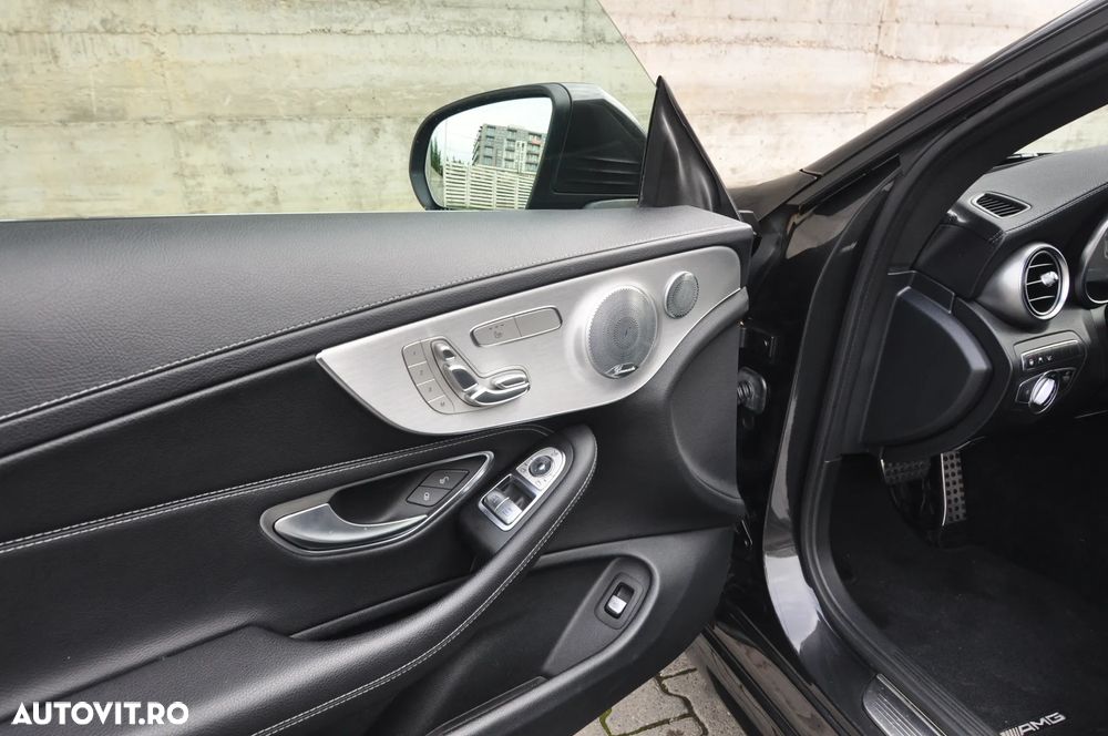 Mercedes-Benz C 300 d Coupe 4Matic 9G-TRONIC AMG Line - 17