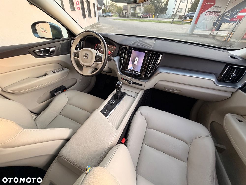 Volvo XC 60 D3 Linje Inscription - 7