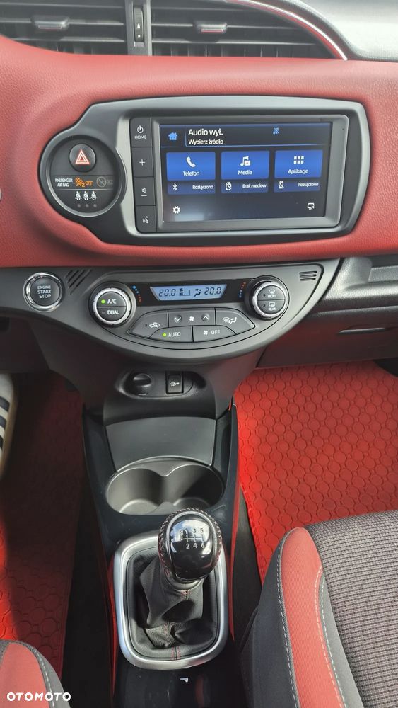 Toyota Yaris 1.5 Selection - 12