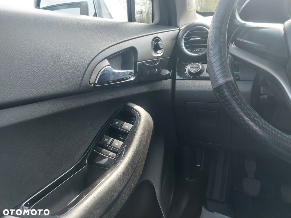 Chevrolet Orlando 1.8 LT - 18