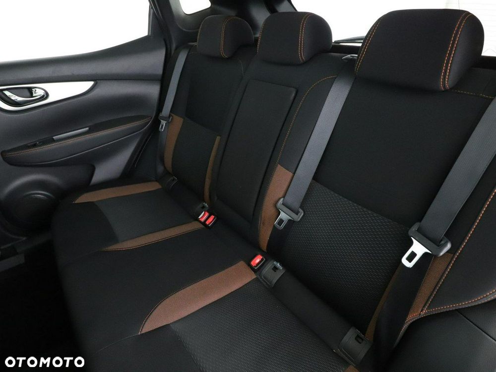 Nissan Qashqai 1.3 DIG-T N-Motion - 17