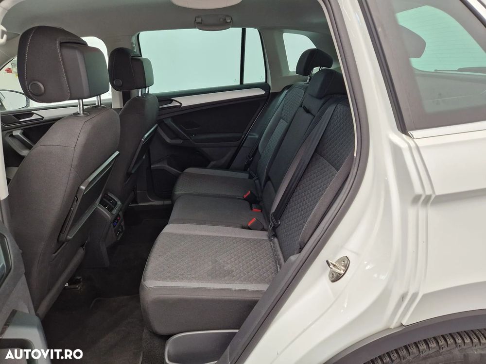 Volkswagen Tiguan - 6
