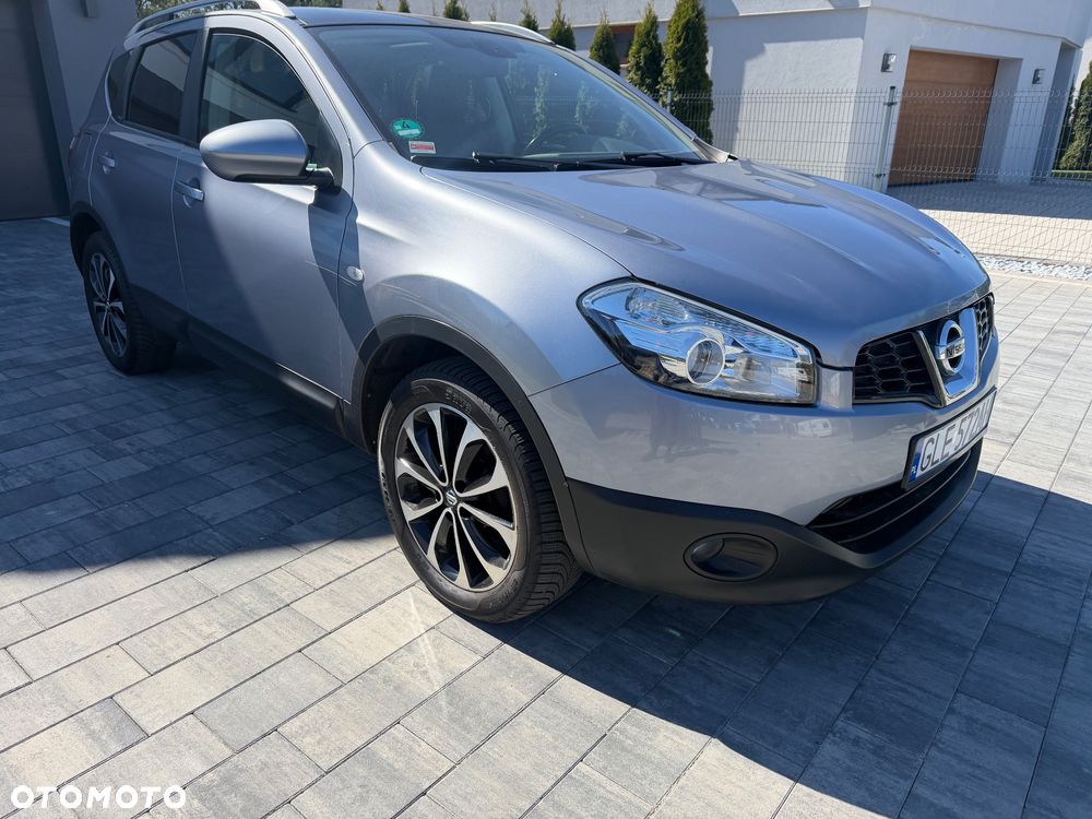 Nissan Qashqai 2.0 dCi 4x4 Tekna Premium - 5