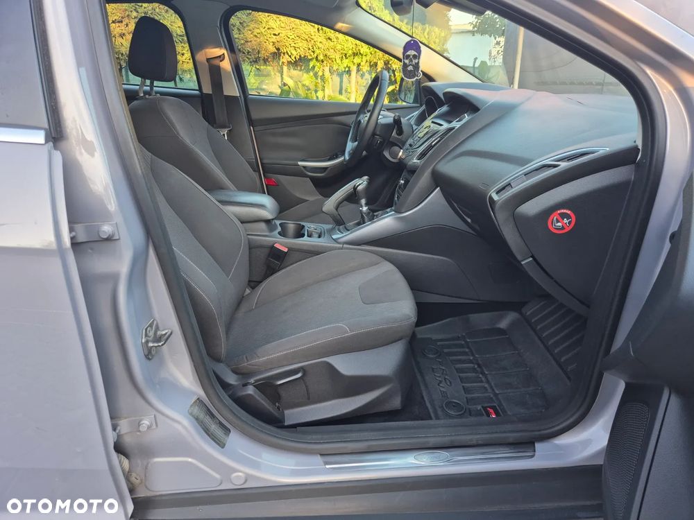 Ford Focus - 17