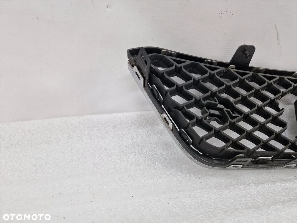 SEAT IBIZA IV LIFT FR 6J0 12- ATRAPA / GRILL PRZEDNI PRZÓD , NR 6J0853654D , NR AUKCJI GL509 (GL510) - 12